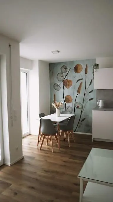Apartment Wohnung Mit Garten In Neusaess Neusass